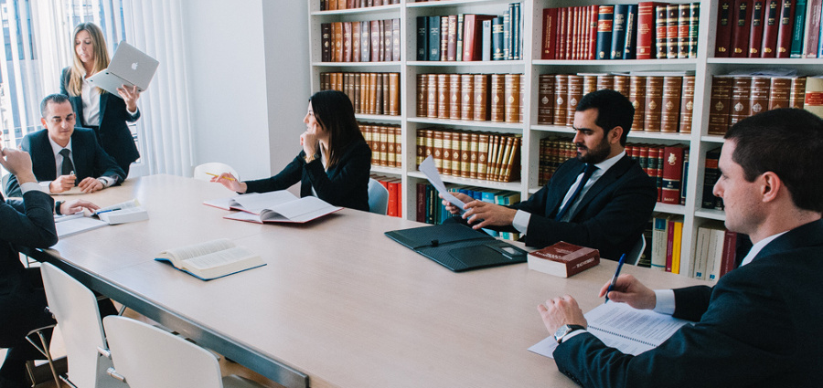 Equipo de LeopoldoPons Abogados y Economistas